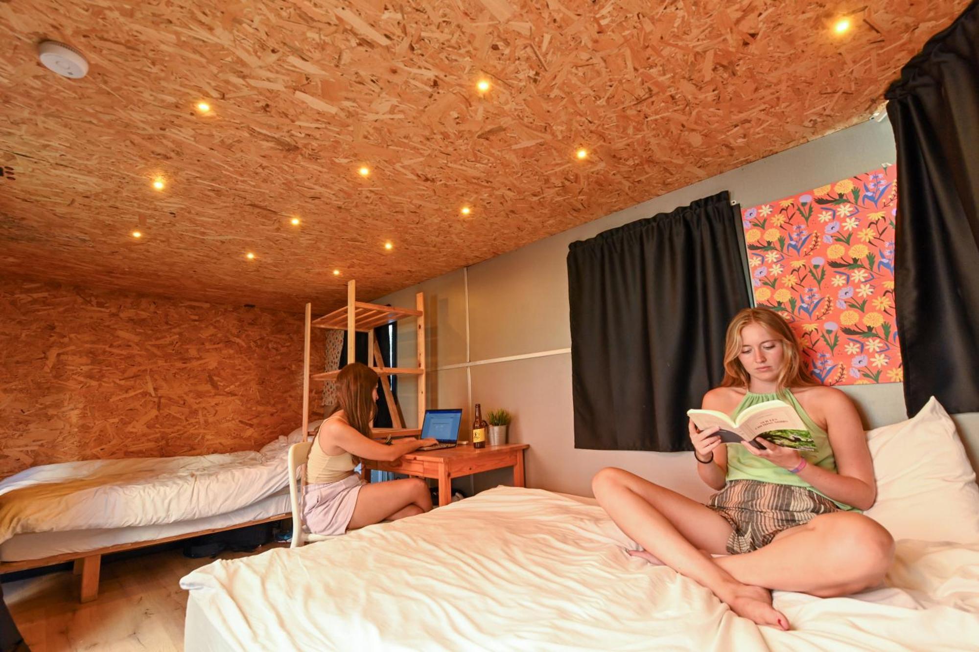 Caravan Hostel Tel Aviv By Roger Age 18-45 Zewnętrze zdjęcie